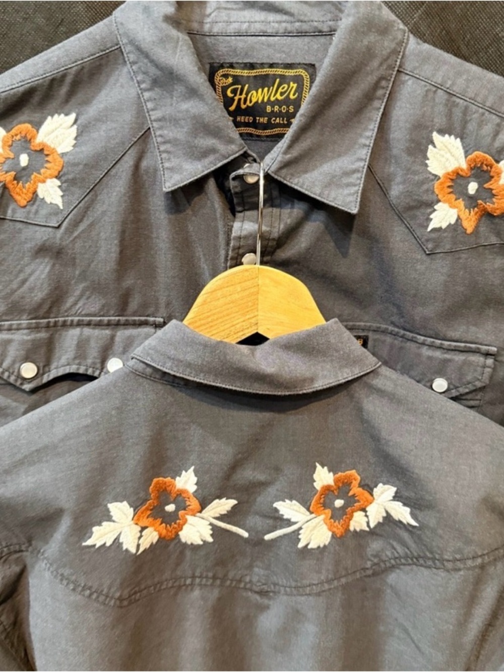 Howler Brothers - Crosscut Deluxe embroidered shirt hibiscus – Medium